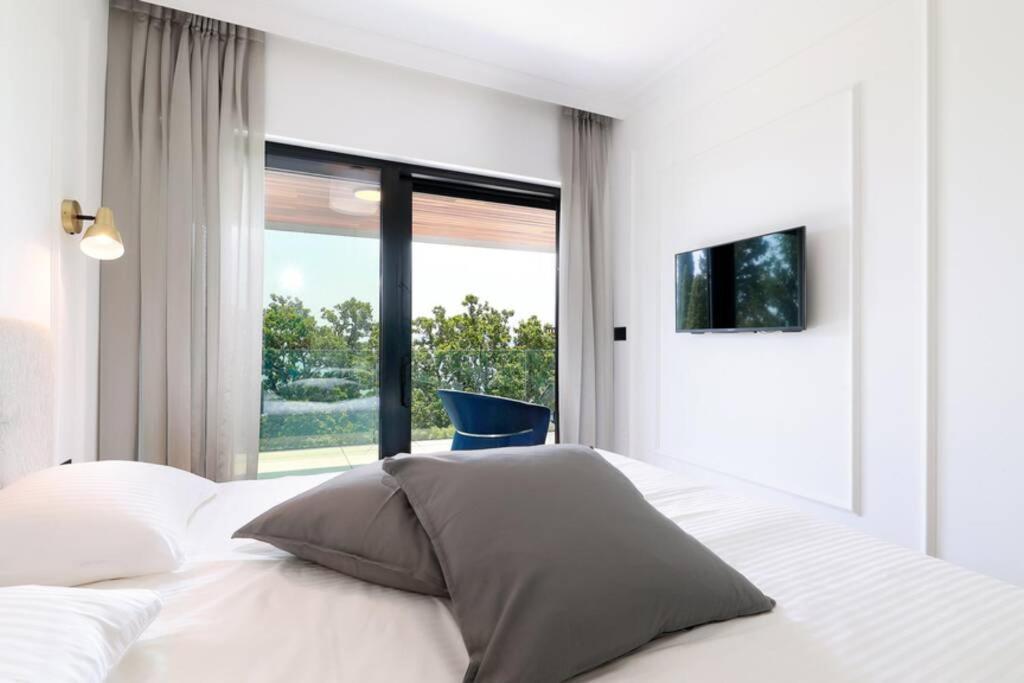 Апартаменти Marena - Trees To Seas Luxury Escape Опатія Екстер'єр фото
