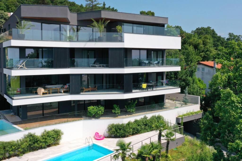 Апартаменти Marena - Trees To Seas Luxury Escape Опатія Екстер'єр фото